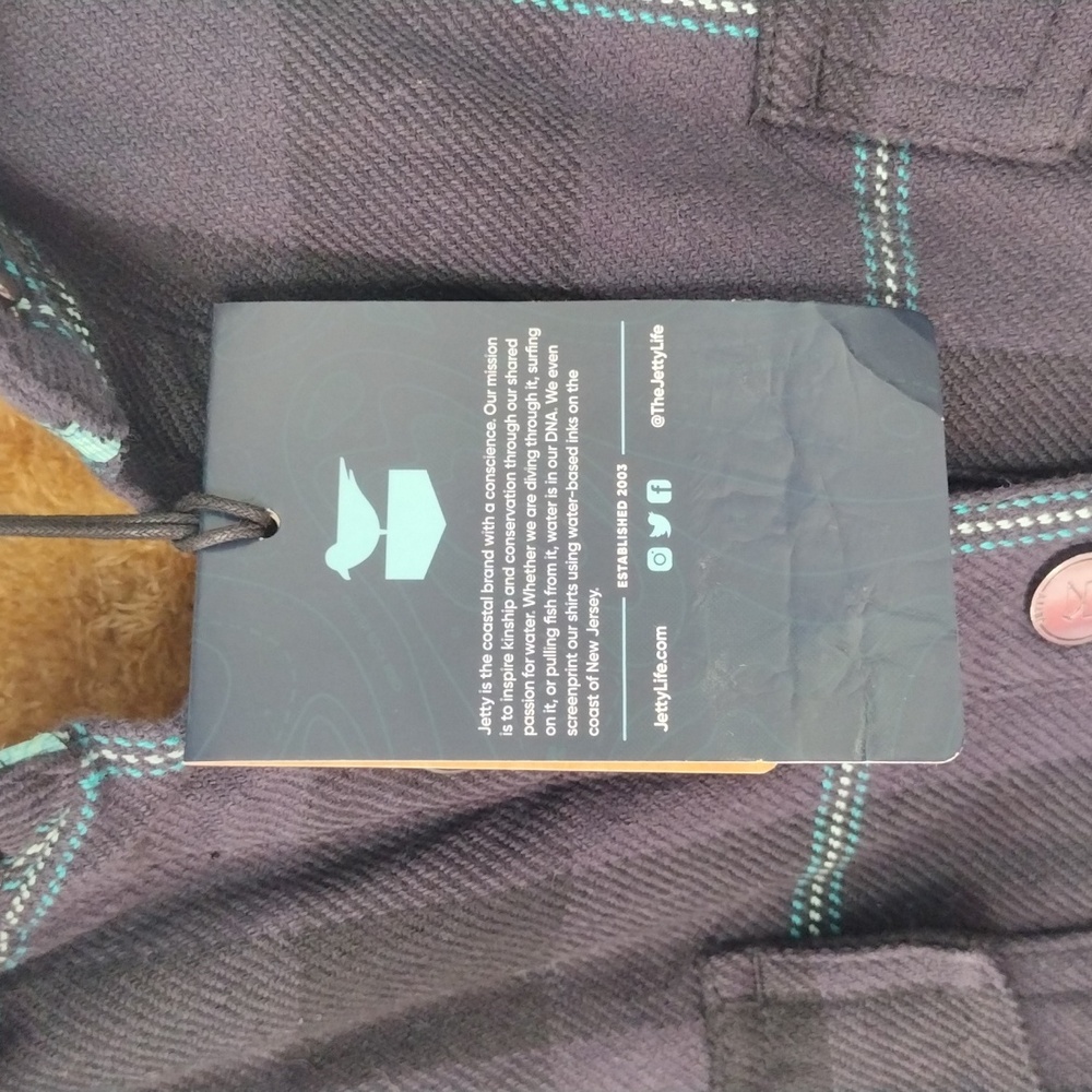 Flannel Shacket NWT - Picture 4 of 7